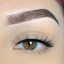 Load image into Gallery viewer, Wink