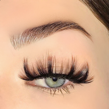 Load image into Gallery viewer, Chic